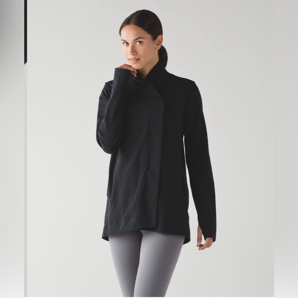 lululemon athletica Sweaters - Lululemon Belle Wrap size 8